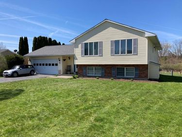 5 Katie Lane, Painted Post, NY 14870