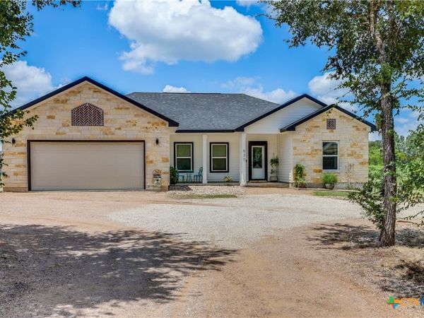 537 Lower Elgin Road, Elgin, TX 78621