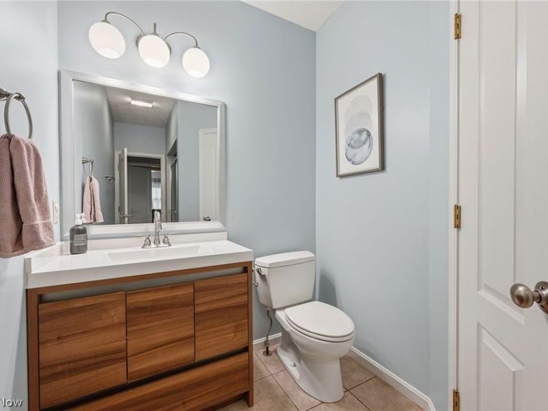 4270 N Hilltop Road, Orange, OH 44022 Photo 21