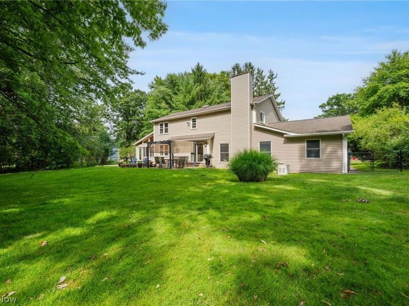 4270 N Hilltop Road, Orange, OH 44022 Photo 36