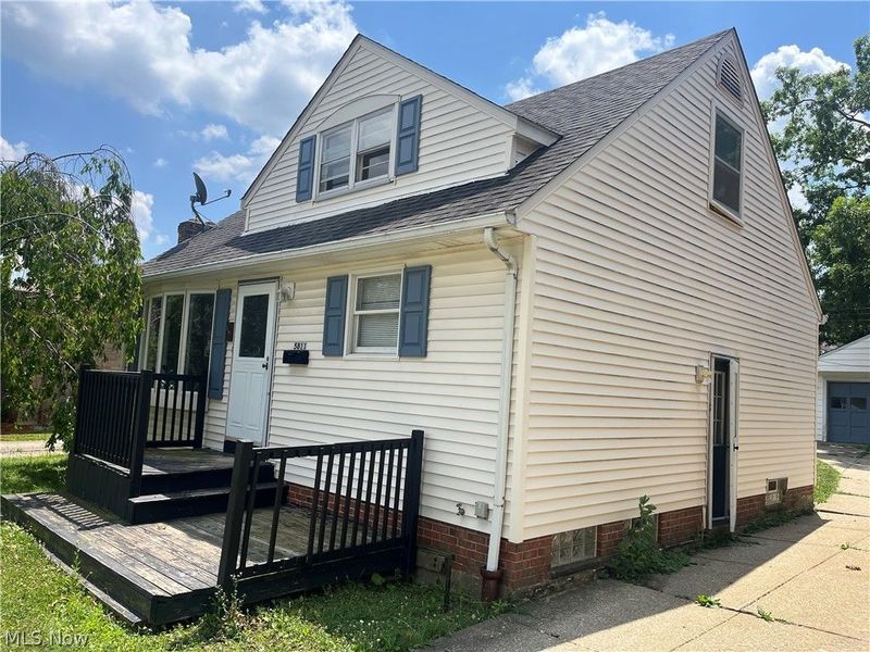 5811 Belmere Drive, Parma, OH 44129 Photo 3