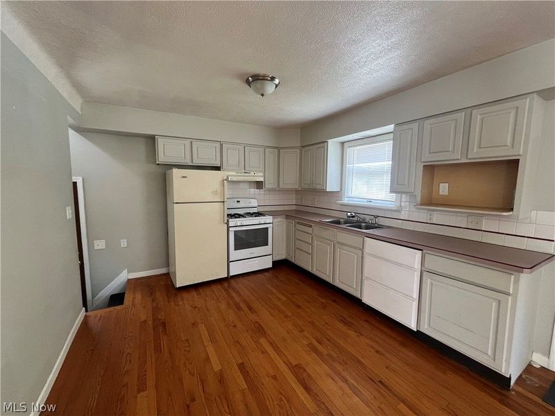 5811 Belmere Drive, Parma, OH 44129 Photo 8