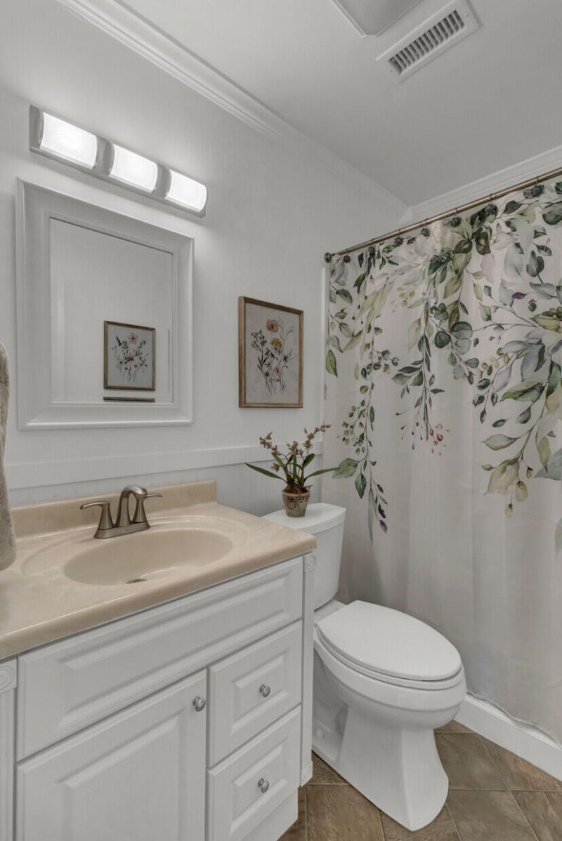 308 Canterbury Road Photo 20