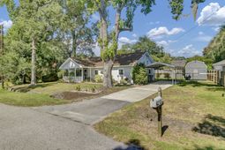 308 Canterbury Road photo 4