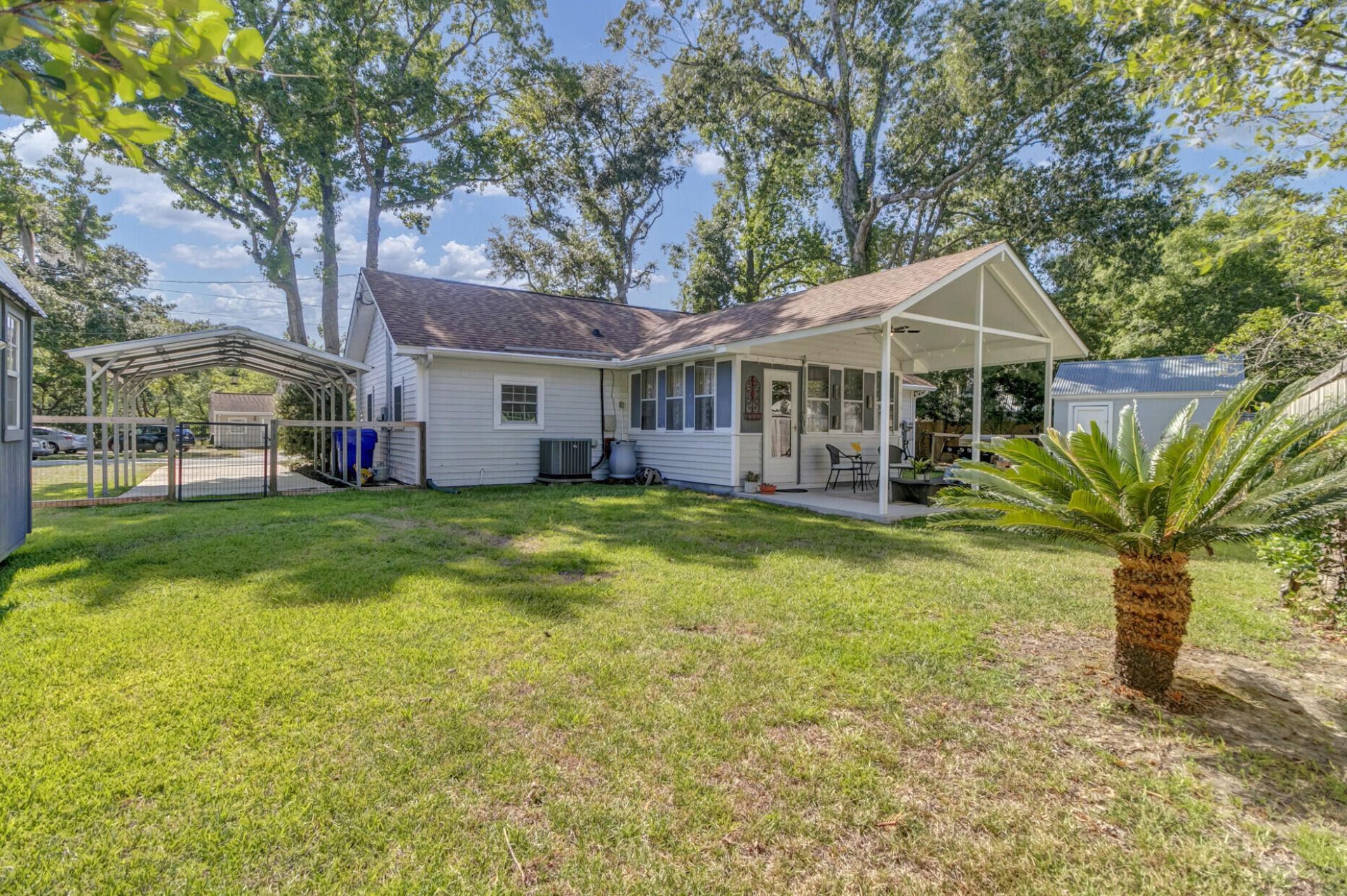 308 Canterbury Road Photo 31