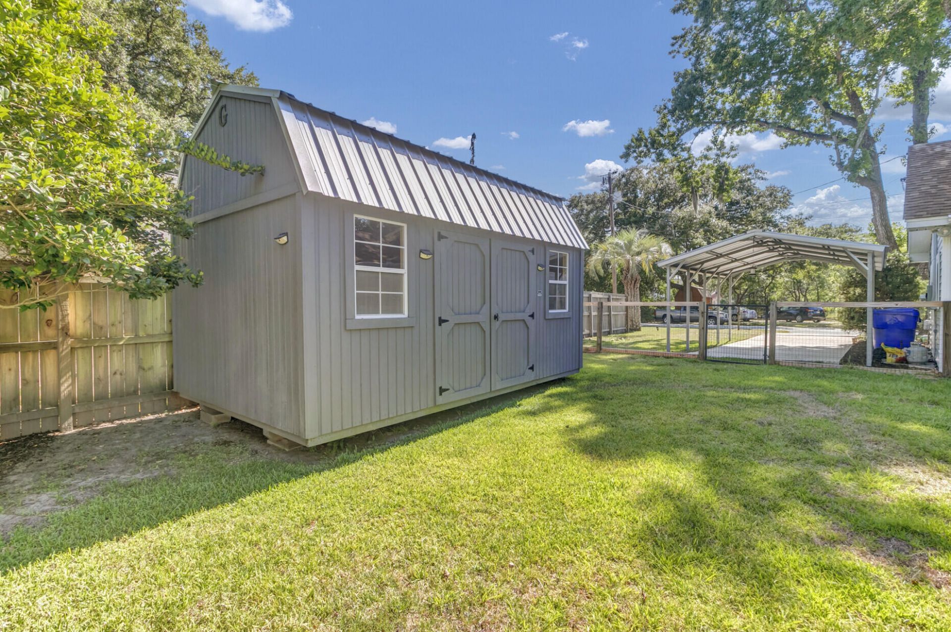 308 Canterbury Road Photo 33