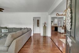 308 Canterbury Road photo 4