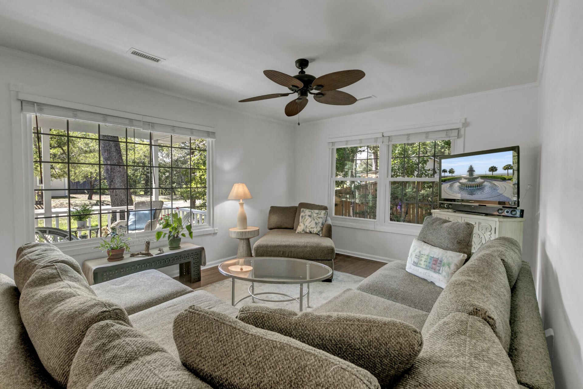 308 Canterbury Road Photo 8