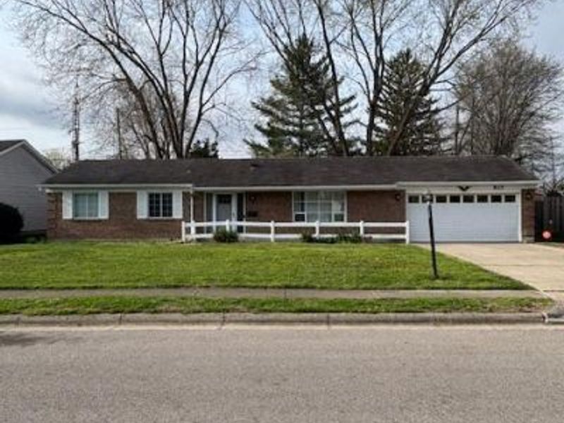825 Williams Drive, Wilmington, OH 45177 Photo 1