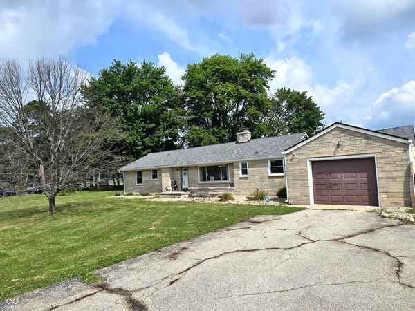 712 E Main Street, Milroy, IN 46156