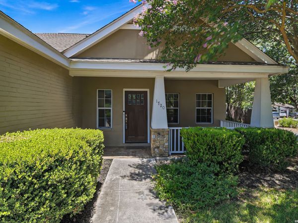 1720 Nordberg, Seguin, TX 78155