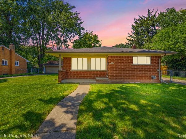 35313 Weideman Street, Clinton Township, Mi 48035