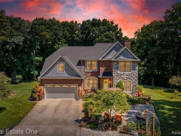 8450 Merrill Road, Webster Twp, MI 48189