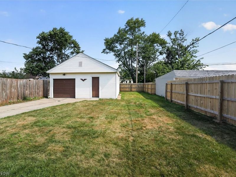 5510 Luelda Avenue, Parma, OH 44129 Photo 40