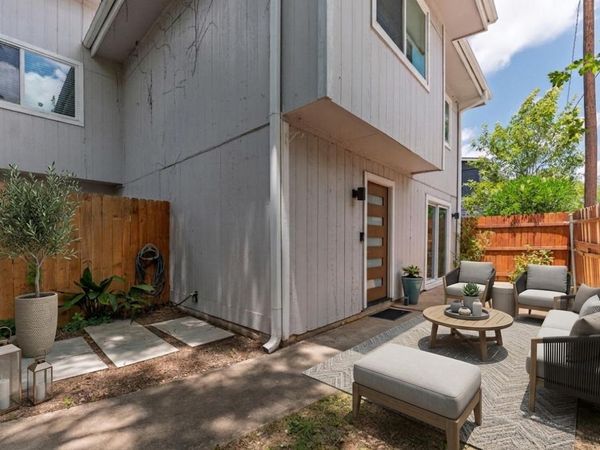 1208 Hollow Creek, Unit 105, Austin, TX 78704