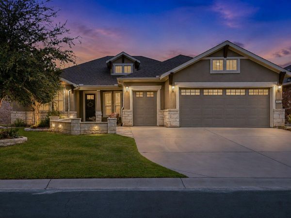 402 Old Blue Mountain LN, Georgetown, TX 78633
