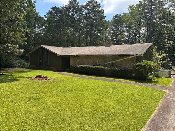 4520 Thompson Road, Atlanta, GA 30349