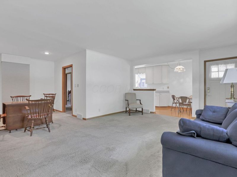 1830 Ardleigh Road, Columbus, OH 43221 Photo 12