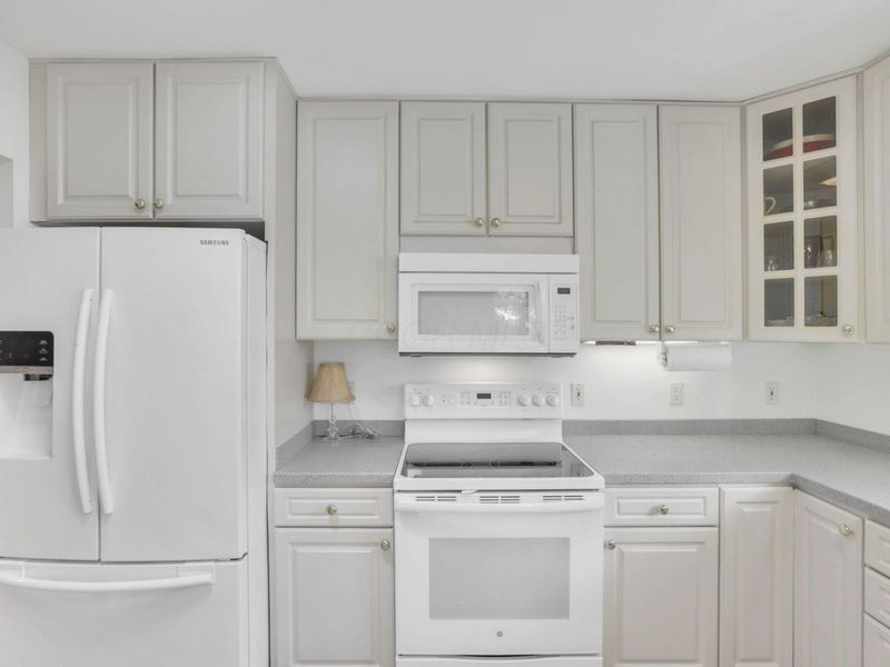 1830 Ardleigh Road, Columbus, OH 43221 Photo 22
