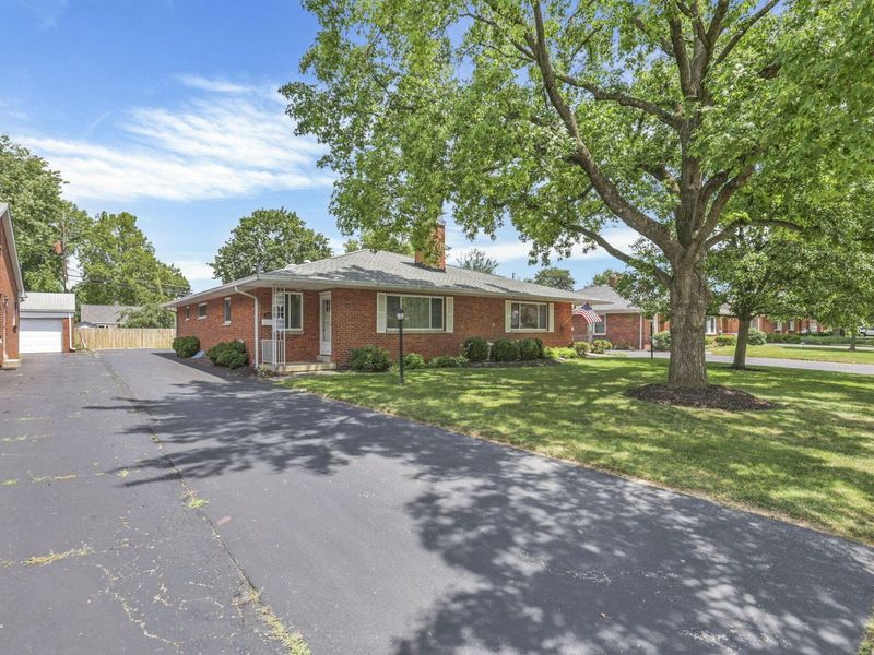 1830 Ardleigh Road, Columbus, OH 43221 Photo 3