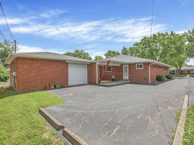 1830 Ardleigh Road, Columbus, OH 43221 Photo 58