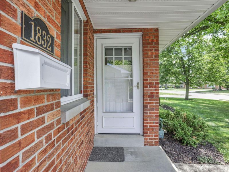 1830 Ardleigh Road, Columbus, OH 43221 Photo 7
