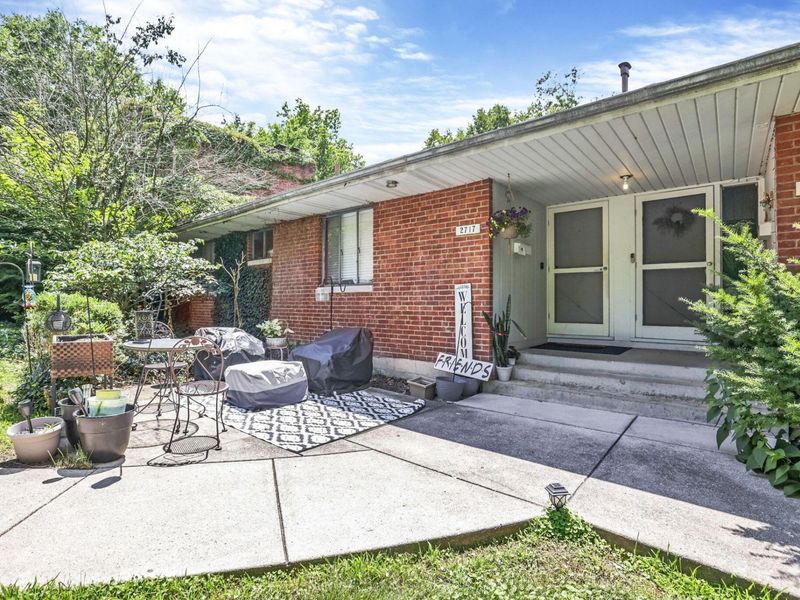 2715 Charing Road, Upper Arlington, OH 43221 Photo 5