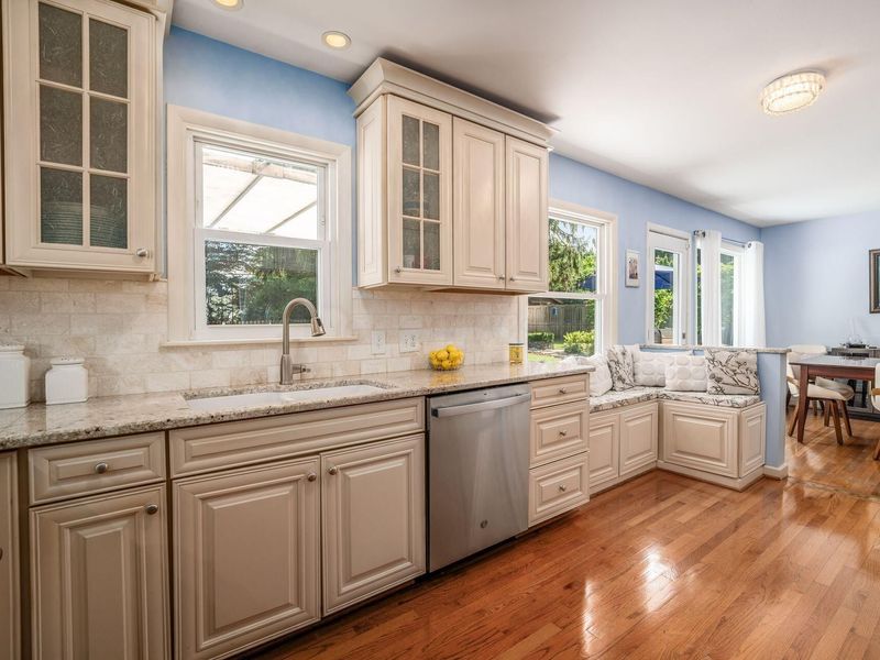 210 Fairlawn Drive, Columbus, OH 43214 Photo 7