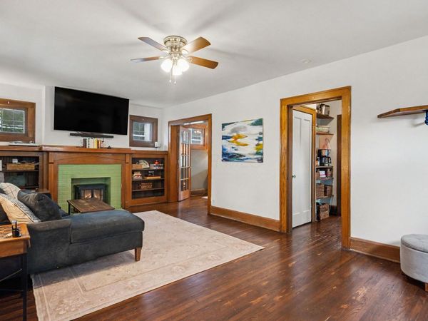 67 E Longview Avenue , Columbus, OH 43202