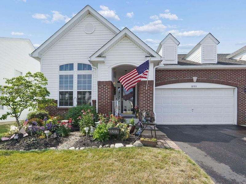 3203 Belstead Drive, Grove City, OH 43123 Photo 3