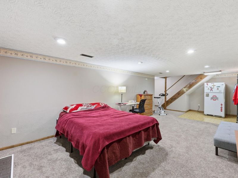 211 Rosehill Road , Reynoldsburg, OH 43068 Photo 17