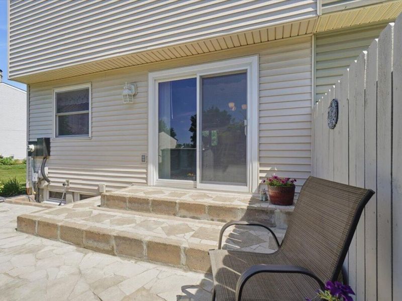 2977 Talbrock Circle , Dublin, OH 43017 Photo 5