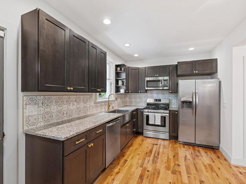 3003 W 8th Street, Cincinnati, OH 45205 Photo 11