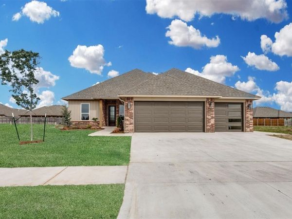 2900 River Birch Lane, Yukon, OK 73099