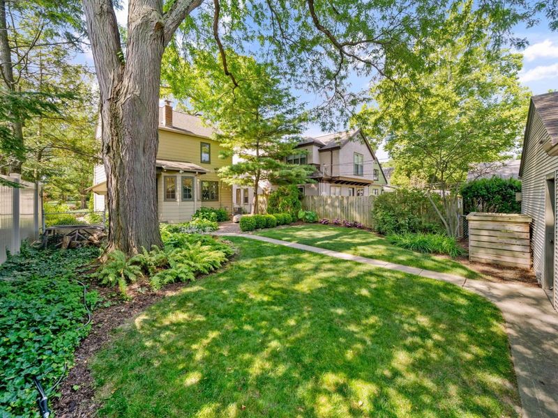2416 N Havenwood Drive, Columbus, OH 43209 Photo 58