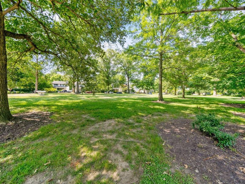 2416 N Havenwood Drive, Columbus, OH 43209 Photo 61