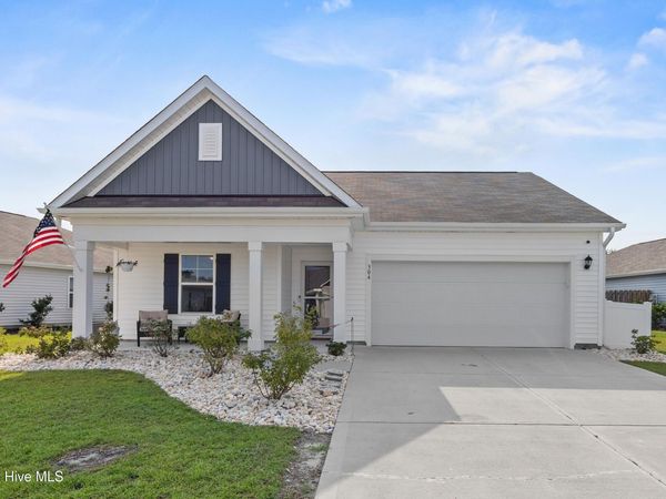 304 Cleat Drive, Surf City, NC 28445