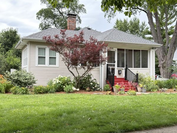 508 Newton Avenue , Glen Ellyn, IL 60137
