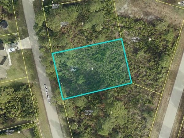 527 S Potter Ave. , Lehigh Acres, FL 33974