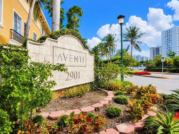2941 NE 185th St , Unit 1311, Aventura, FL 33180