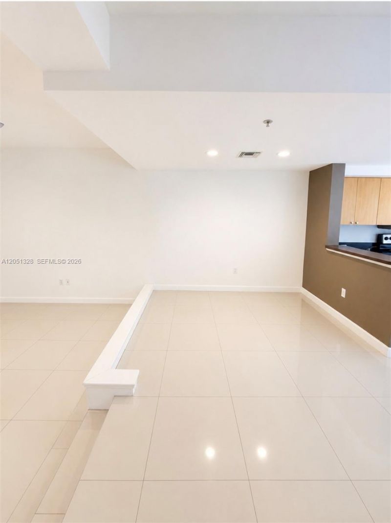 2941 NE 185th St , Unit 1311, Aventura, FL 33180 Photo