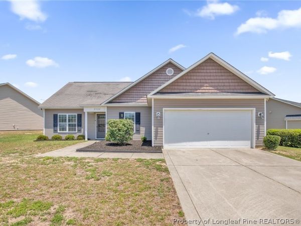 2544 Hunting Bow Drive, Hope Mills, NC 28348