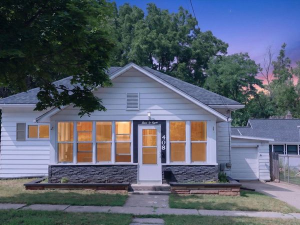408 W Orange Street W, Greenville, MI 48838