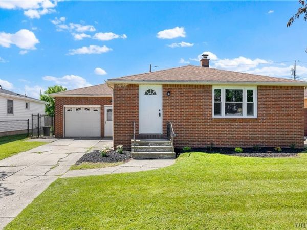 19 Davidson Drive , Depew, NY 14043