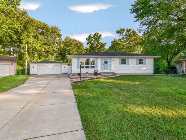 141 Rush Court , Hobart, IN 46342