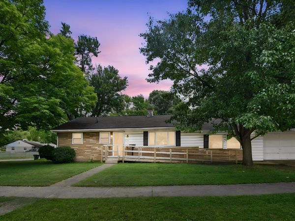 916 S Hampton Road , Columbus, OH 43227
