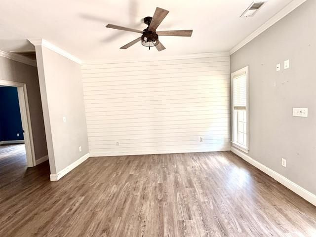 251 9th Ave. Ext. Photo 8
