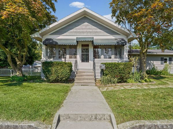 207 Rhodes Avenue , North Baltimore, OH 45872