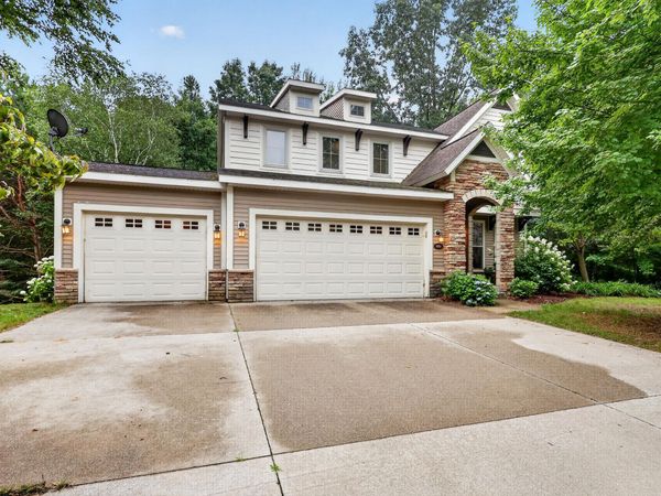 16826 Birchview Drive, Nunica, MI 49448