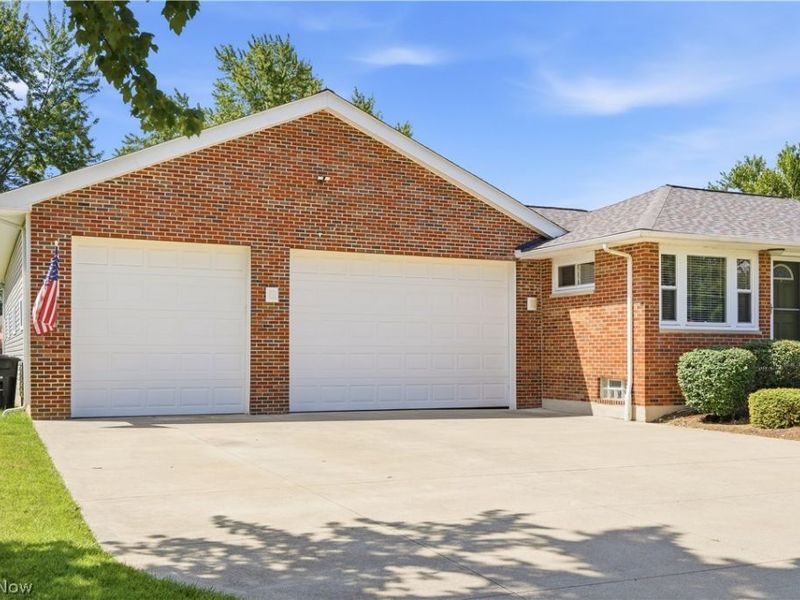 2944 Robert Parkway, Brunswick, OH 44212 Photo 3